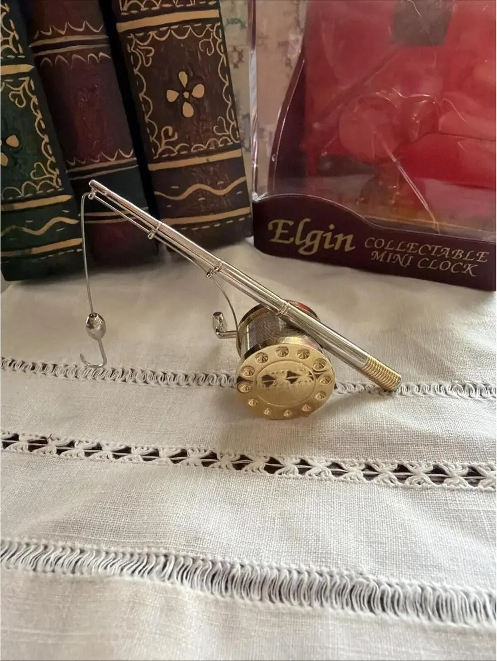 VTG Elgin Mini Desk Clock Fishing Rod New Outdoors Fisherman Rustic Cabin Works